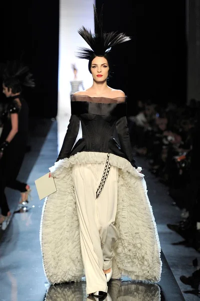 Look 23